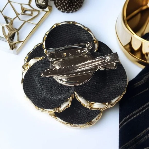 Luxury Camellia Gold Chain Black White Brooch Or Hair Pin Barette Clip